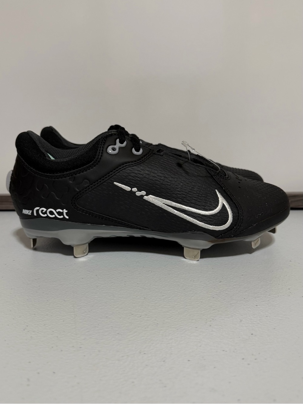 Nike React Hyperdiamond 4 Elite Women's Metal Softball Cleats-Various Sizes New